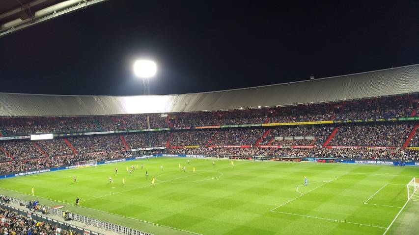 ilustrasi stadion De Kuip milik Feyenoord Rotterdam